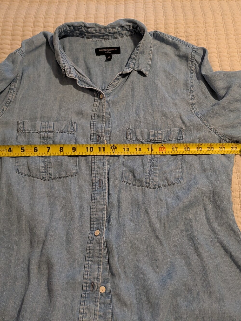 Banana Republic Light Blue Women's Chambray Button-Down Shirt - Picture 5 of 7
